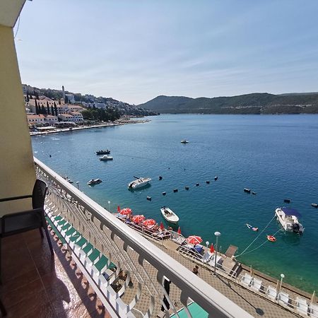 Apartmani Lezenic M Neum Eksteriør billede
