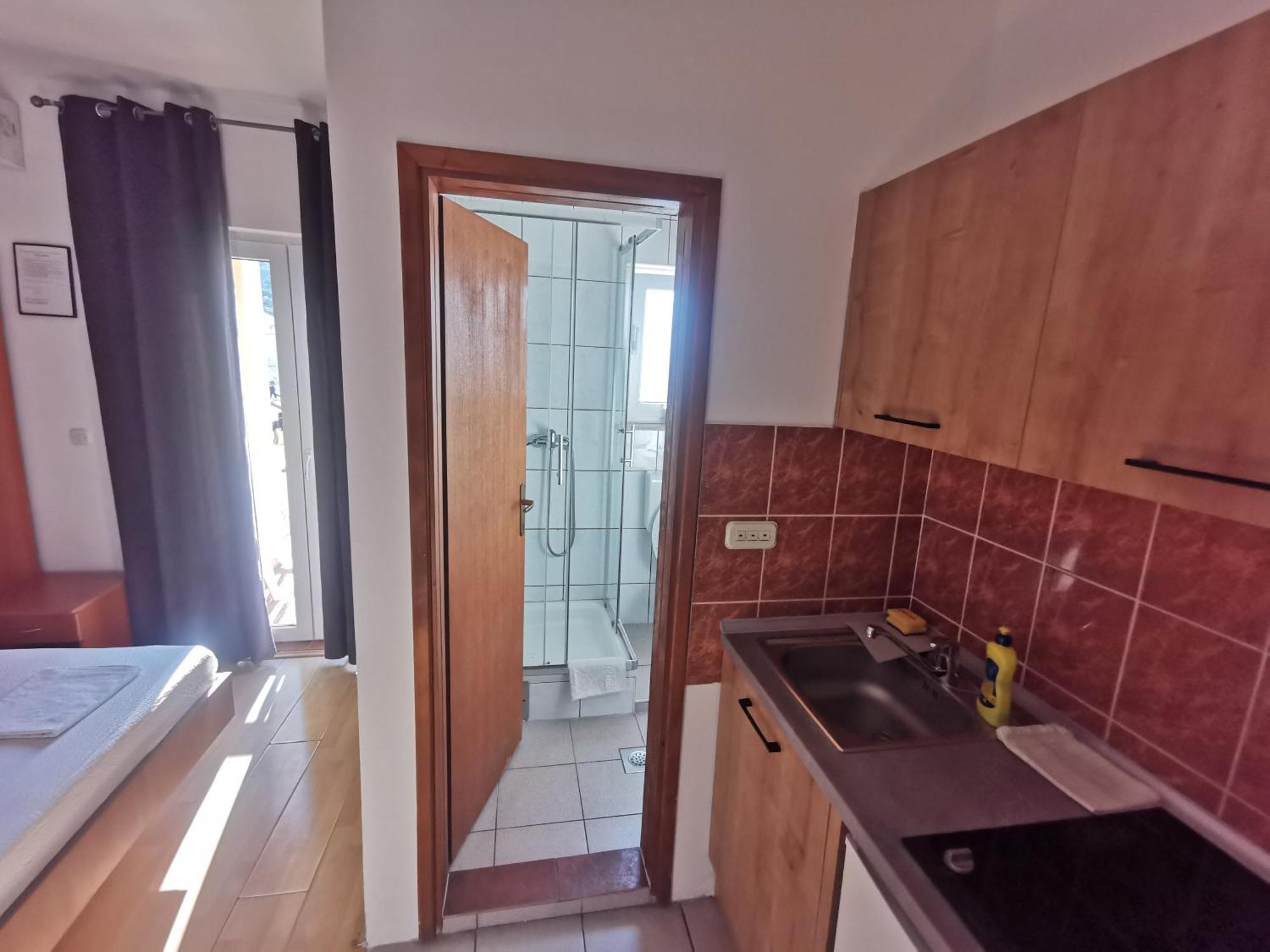 Apartmani Lezenic M Neum Eksteriør billede