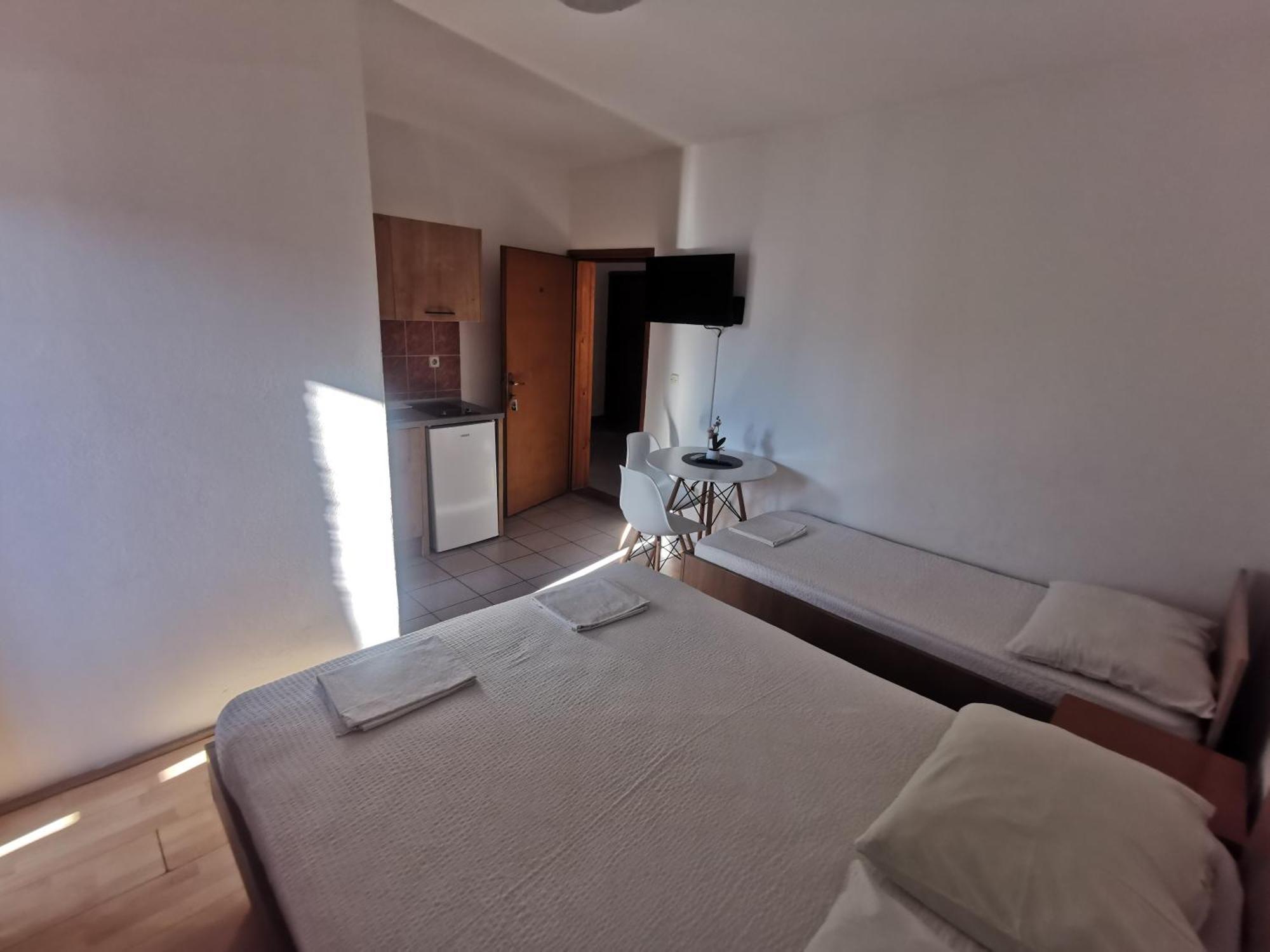 Apartmani Lezenic M Neum Eksteriør billede