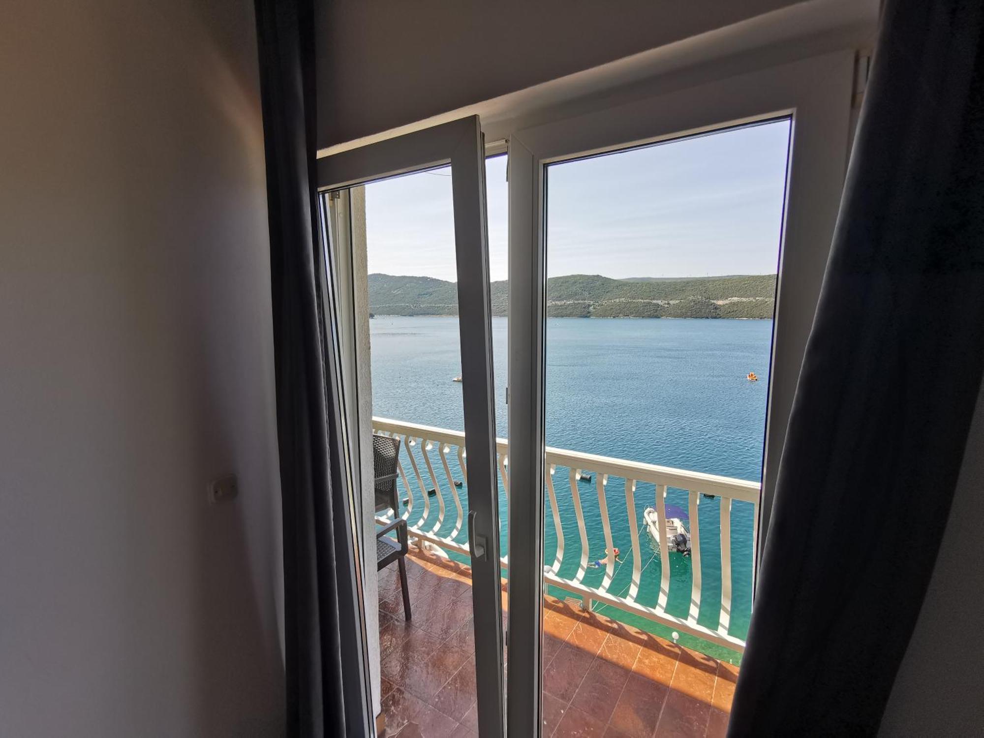 Apartmani Lezenic M Neum Eksteriør billede