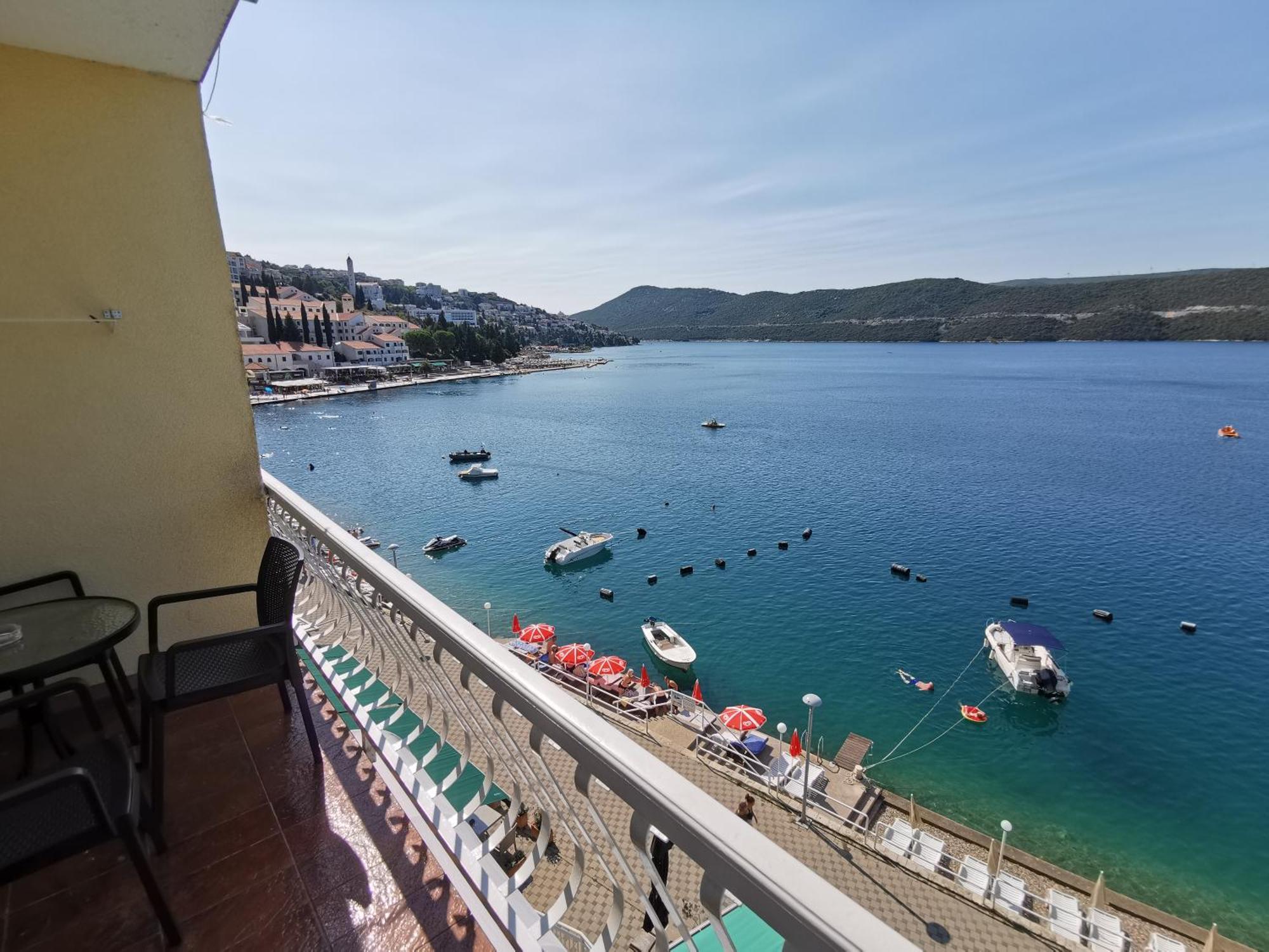 Apartmani Lezenic M Neum Eksteriør billede