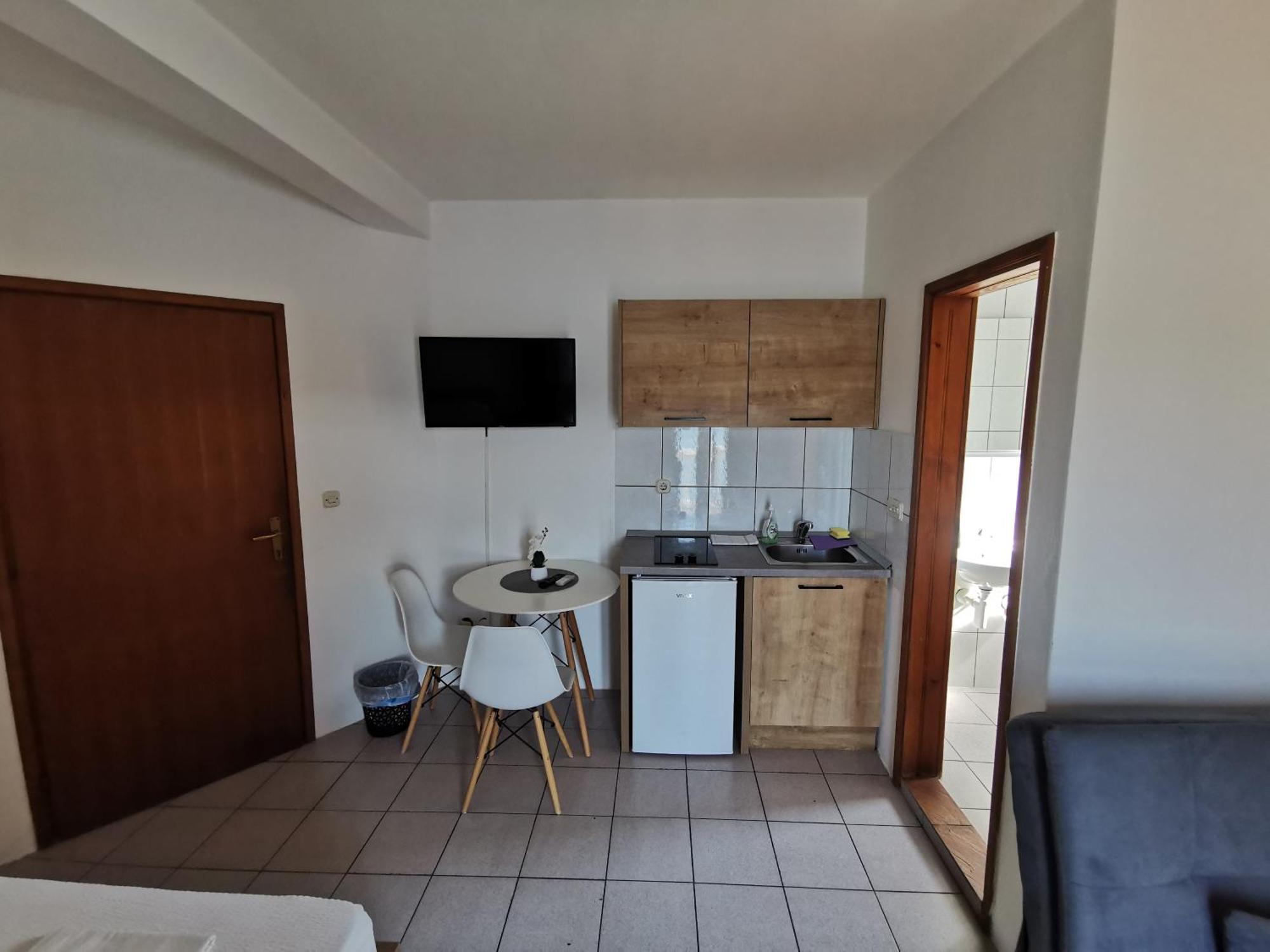 Apartmani Lezenic M Neum Eksteriør billede