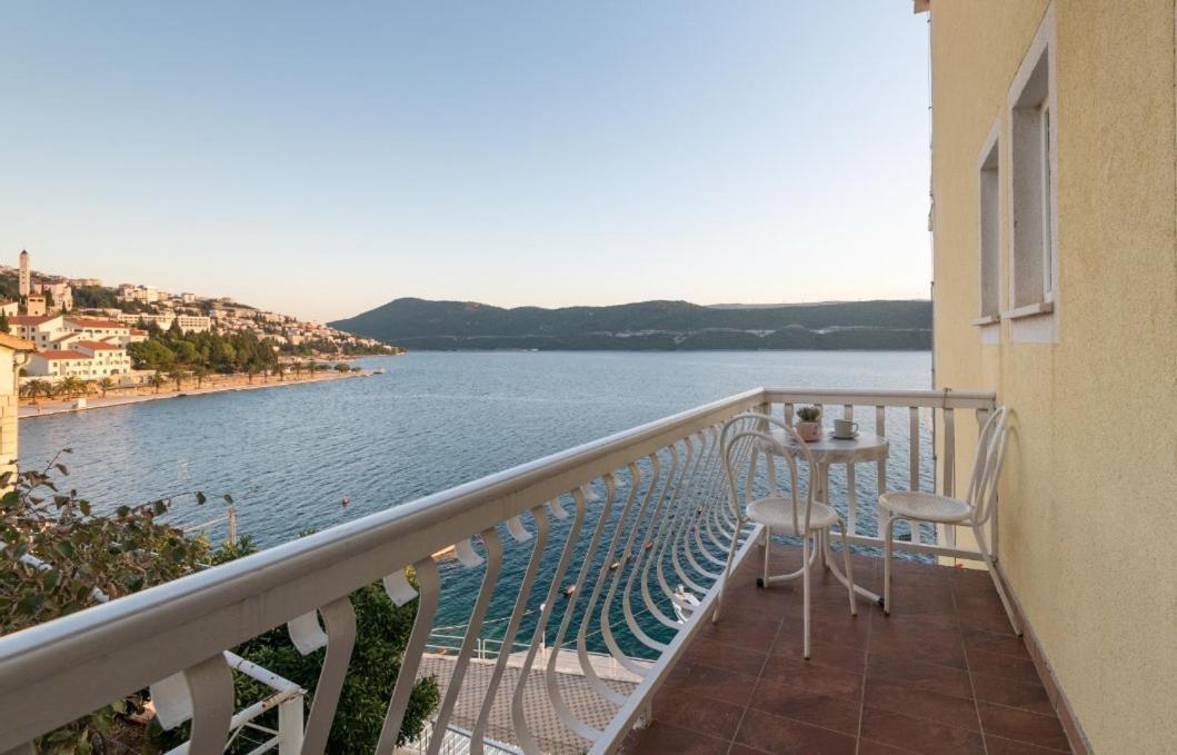 Apartmani Lezenic M Neum Eksteriør billede