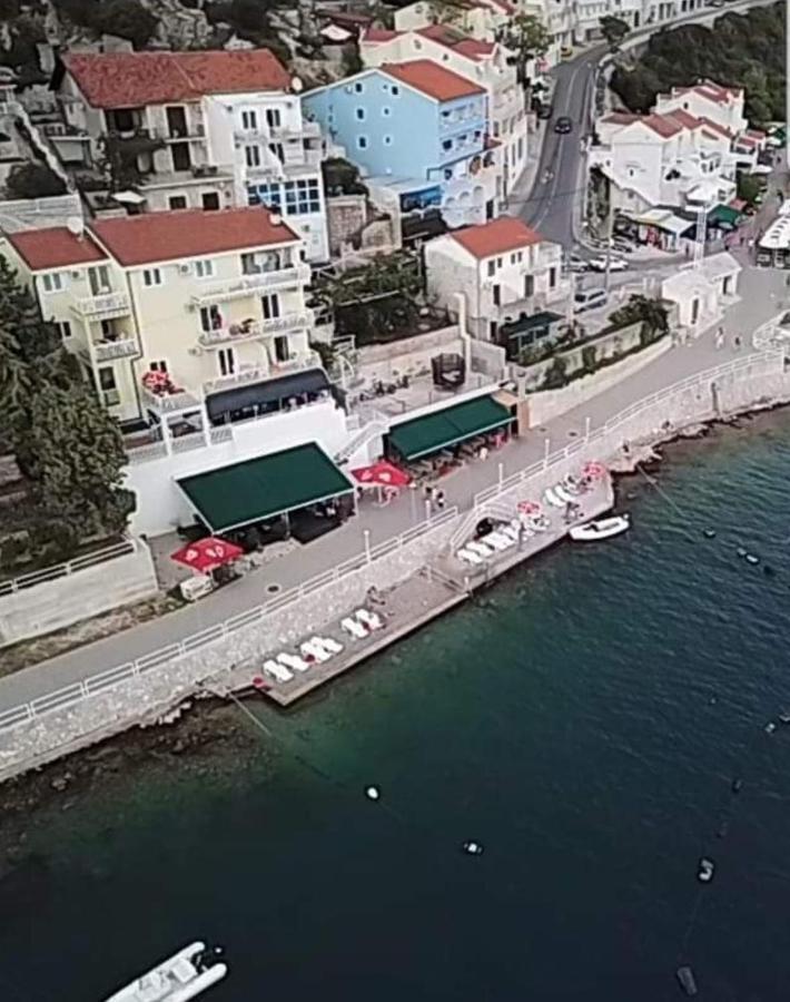 Apartmani Lezenic M Neum Eksteriør billede